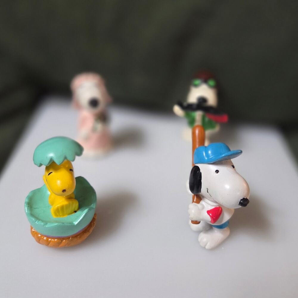 Vintage Peanuts Snoopy & Friends PVC Mini Figurine Lot of 4 Belle Woodstock